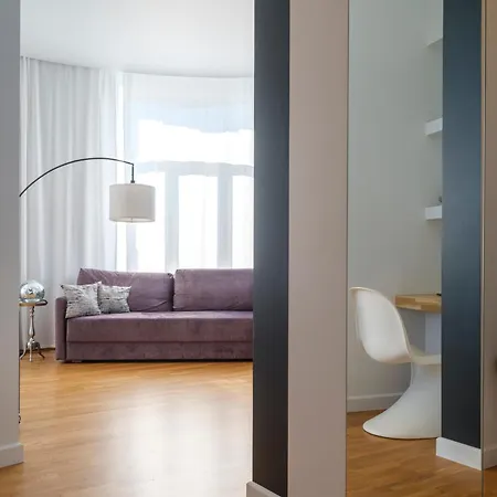 Miro Center - Quiet Chic, Self Check-in 4*