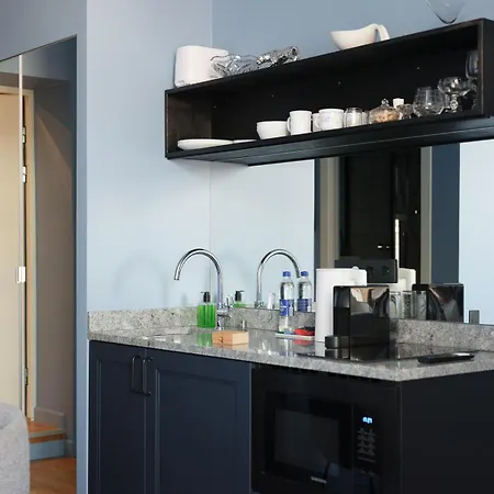 Miro Center - Quiet Chic, Self Check-in 4* ريغا