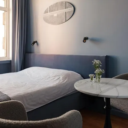 Miro Center - Quiet Chic, Self Check-in Apartmanhotel Riga