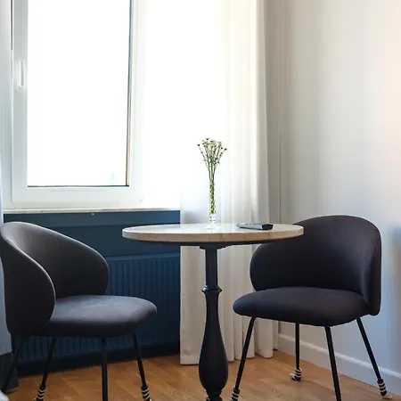 Miro Center - Quiet Chic, Self Check-in Aparthotel Riga
