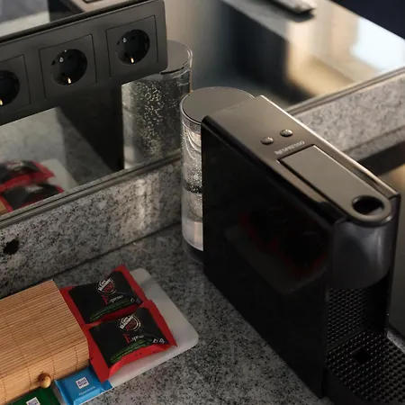 Miro Center - Quiet Chic, Self Check-in