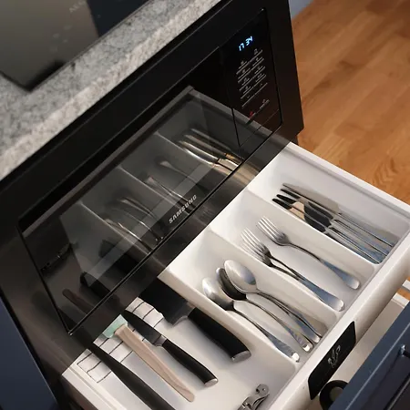 Apartmanhotel Miro Center - Quiet Chic, Self Check-in 4*