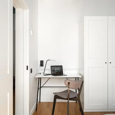 Apartmanhotel Miro Center - Quiet Chic, Self Check-in