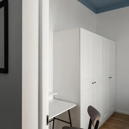 Miro Center - Quiet Chic, Self Check-in Апарт-готель 4*