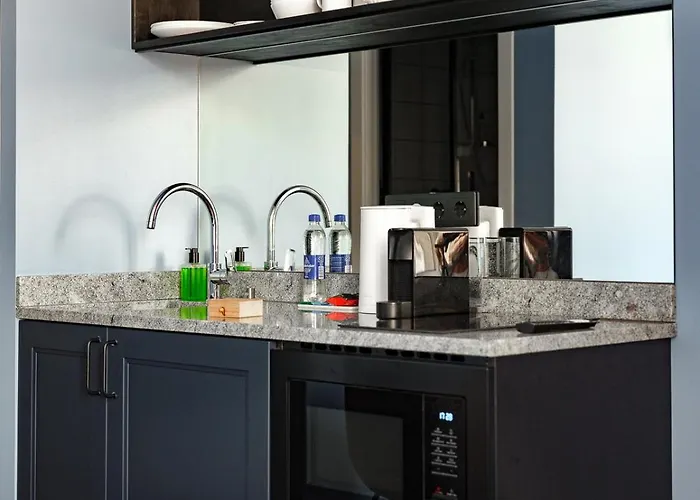 Miro Center - Quiet Chic, Self Check-in 4* Riga