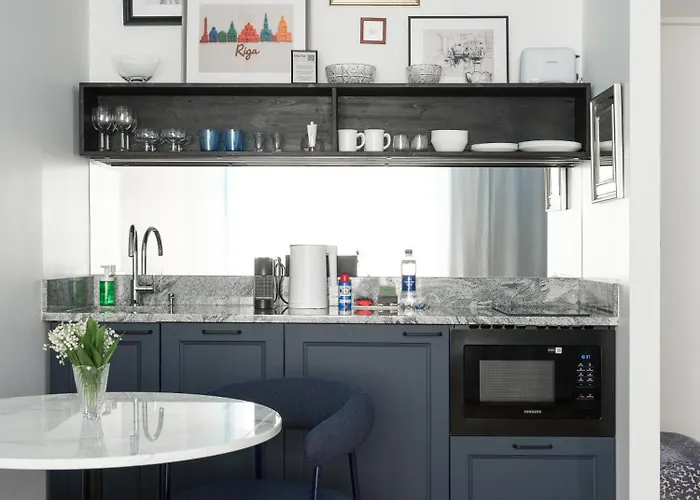 Miro Center - Quiet Chic, Self Check-in