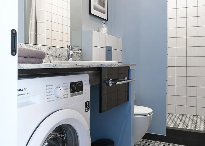 Miro Center - Quiet Chic, Self Check-in 4*