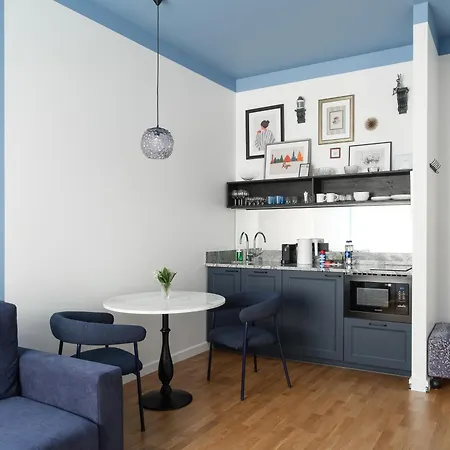 Miro Center - Quiet Chic, Self Check-in 4* Riga