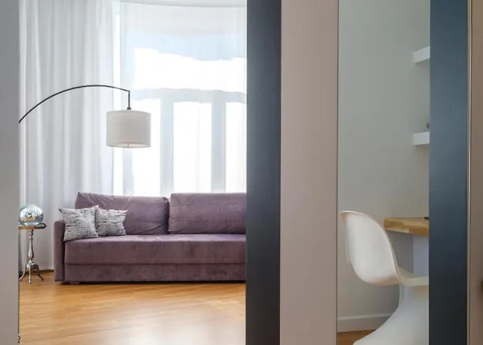 Miro Center - Quiet Chic, Self Check-in 4*