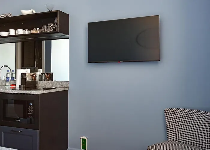 Aparthotel Miro Center - Quiet Chic, Self Check-in Riga