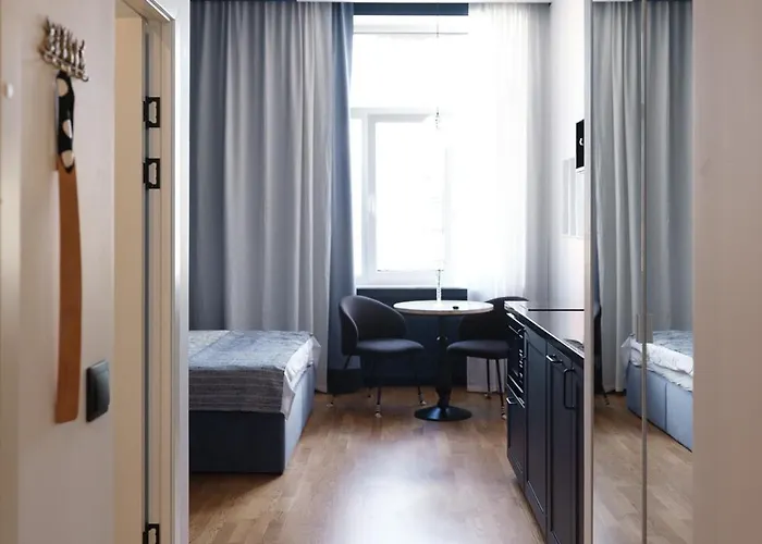 Miro Center - Quiet Chic, Self Check-in