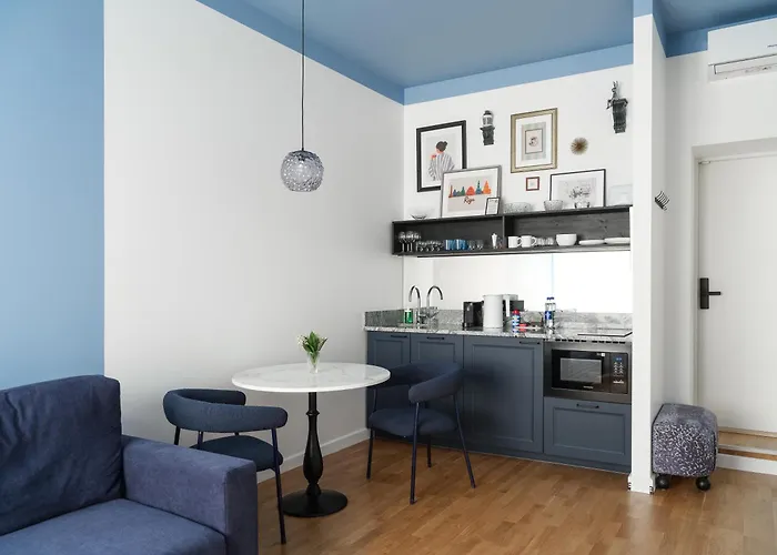 Miro Center - Quiet Chic, Self Check-in 4* Riga