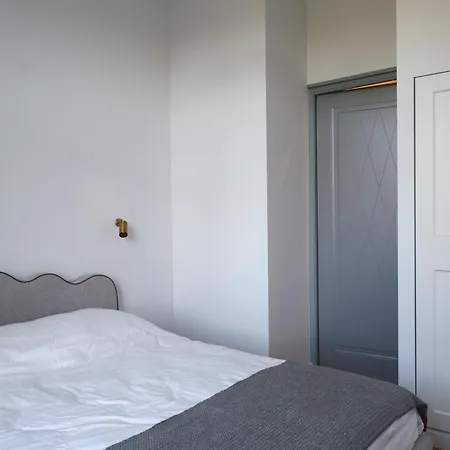 Aparthotel Miro Center - Quiet Chic, Self Check-in