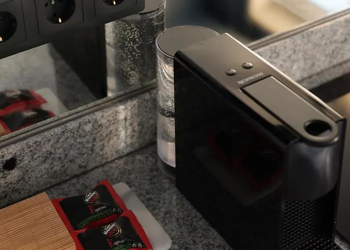 Miro Center - Quiet Chic, Self Check-in